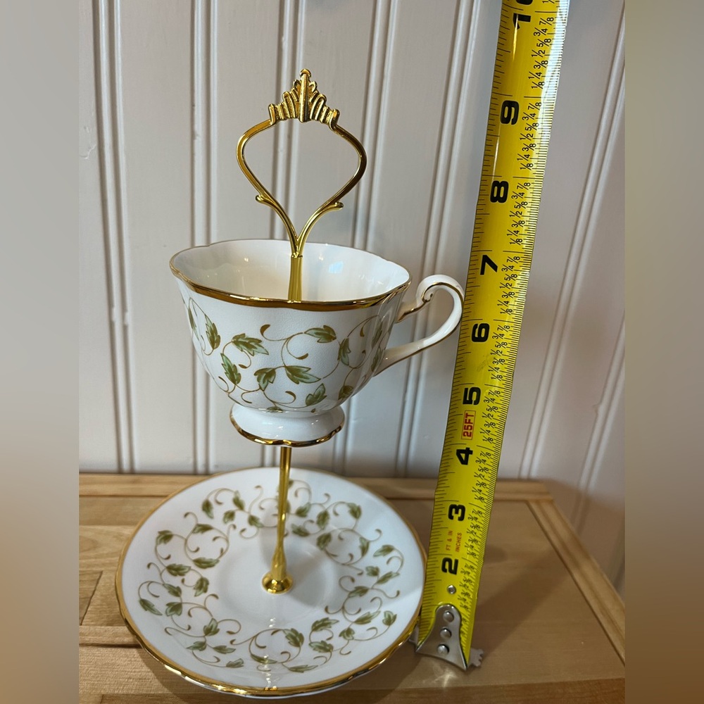 Vintage Tea Cup and Saucer Trinket Holder - Picture 5 of 11